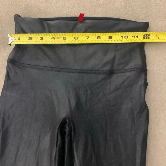 Spanx Womens Faux Leather Leggings Size Medium Black Shimmery Shiny Stretch - Picture 5 of 9